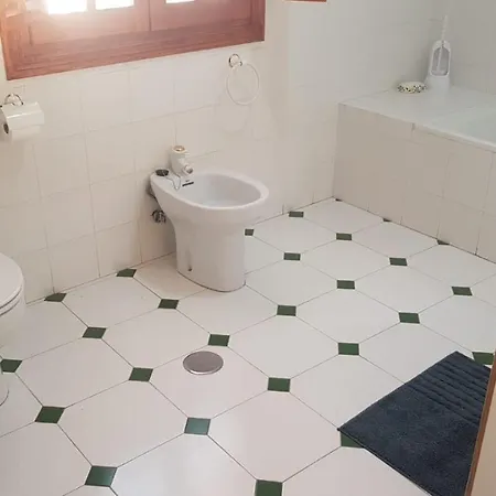Axarquia, Malaga. Casa Lucia En El Pueblo De Holiday home